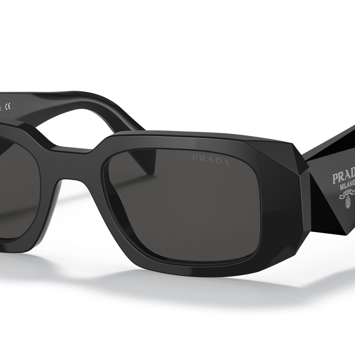 Prada PR 17WS 1AB5S0 Black, three-quarter view