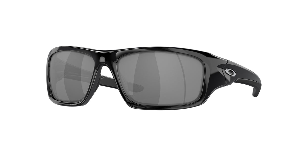Oakley Valve OO9236 sunglasses