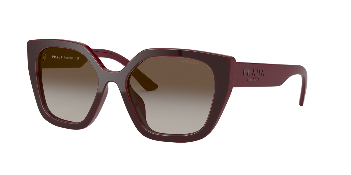 Prada PR 24XS UAN0A7 Bordeaux, three-quarter view
