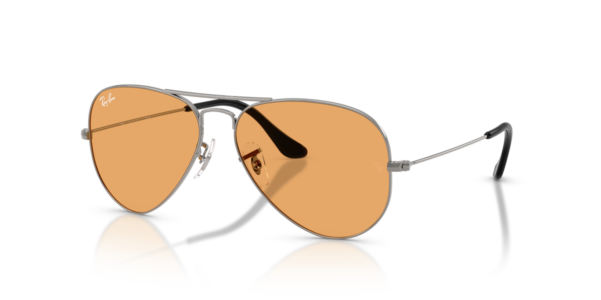 Ray-Ban RB3025 Aviator in gold with orange replacement lenses